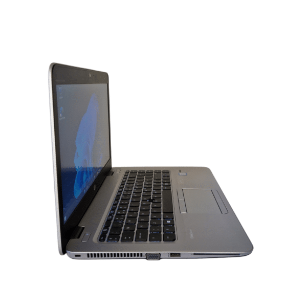 HP EliteBook 840 G4 | 14,1″ | i5 | 8GB | 256GB SSD | Brugt B - vist fra venstre side