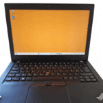 Lenovo ThinkPad X280 | 12,5″ | Touch Skærm | i5 | 8GB | 256GB SSD | Grade C - vist med blindspot