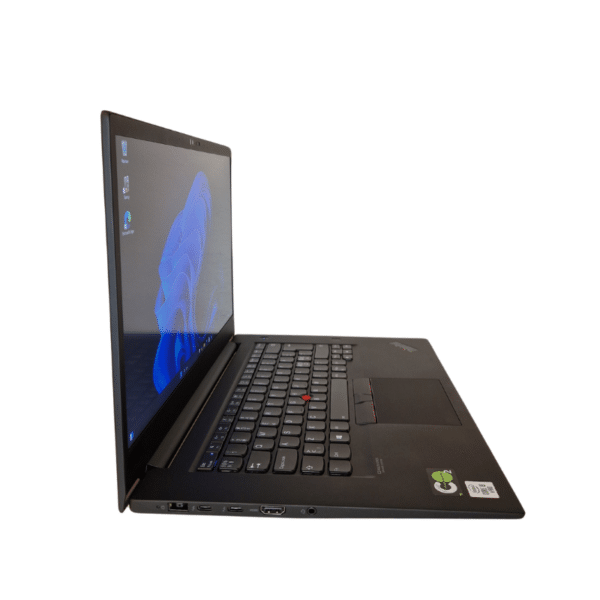 Lenovo ThinkPad P1 Gen 3 | 15,6″ FHD | I9 | 32GB | 512GB SSD | Grade A - vist fra venstre side