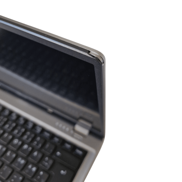 Fujitsu Lifebook U7411 | 14,1″ FHD | I7 | 16GB | 512GB SSD | Grade B - vist med hak i hjørnet