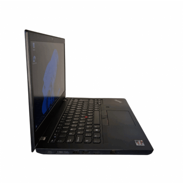 Lenovo ThinkPad L14 G1 | 14,1″ FHD | Ryzen 5 | 8GB | 256GB SSD | Brugt B - vist fra venstre side