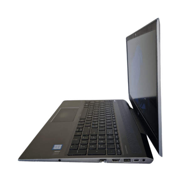 HP ZBook 15v G5 | 15,6″ FHD | I7 | 16GB | 256GB SSD | Grade C - vist fra højre side