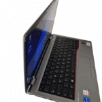 Fujitsu Lifebook U7411 | 14,1″ FHD | I7 | 16GB | 512GB SSD | Grade C - vist med slag på venstre hjørne