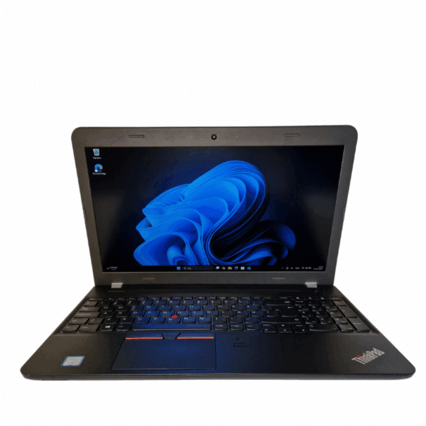Lenovo ThinkPad E560 | 15,6″ | I7 | 8GB | 180GB SSD | Grade A - vist forfra